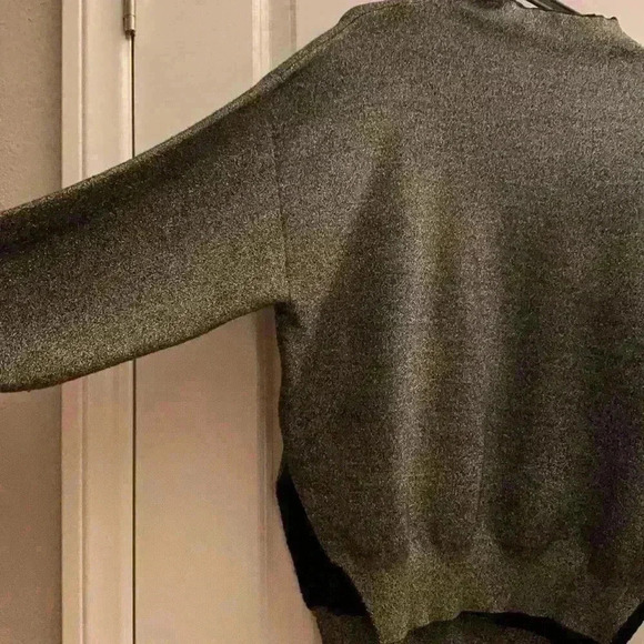 Oversize High neck sweater - Picture 3 of 6